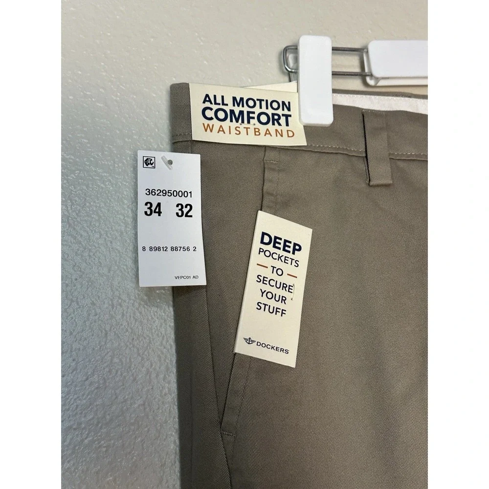 NWT Dockers Easy Khaki Slim Tapered Fit Pants 34x32